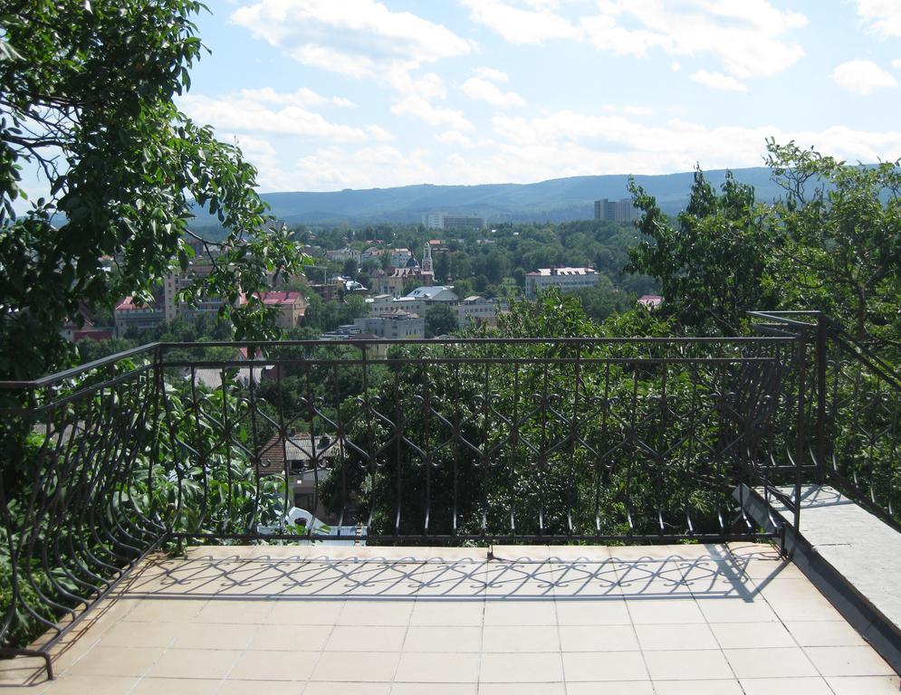 Apartments And Sauna Truskavets Exterior foto